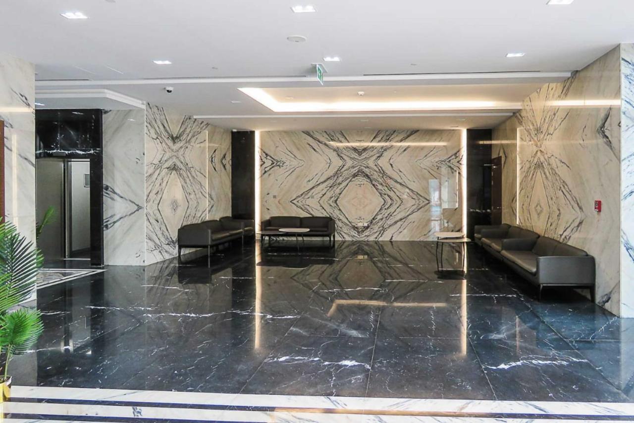 Oyo 860 Studio Apartment, Maya Tower 4, Jumeirah Village Triangle Dubai Exterior foto